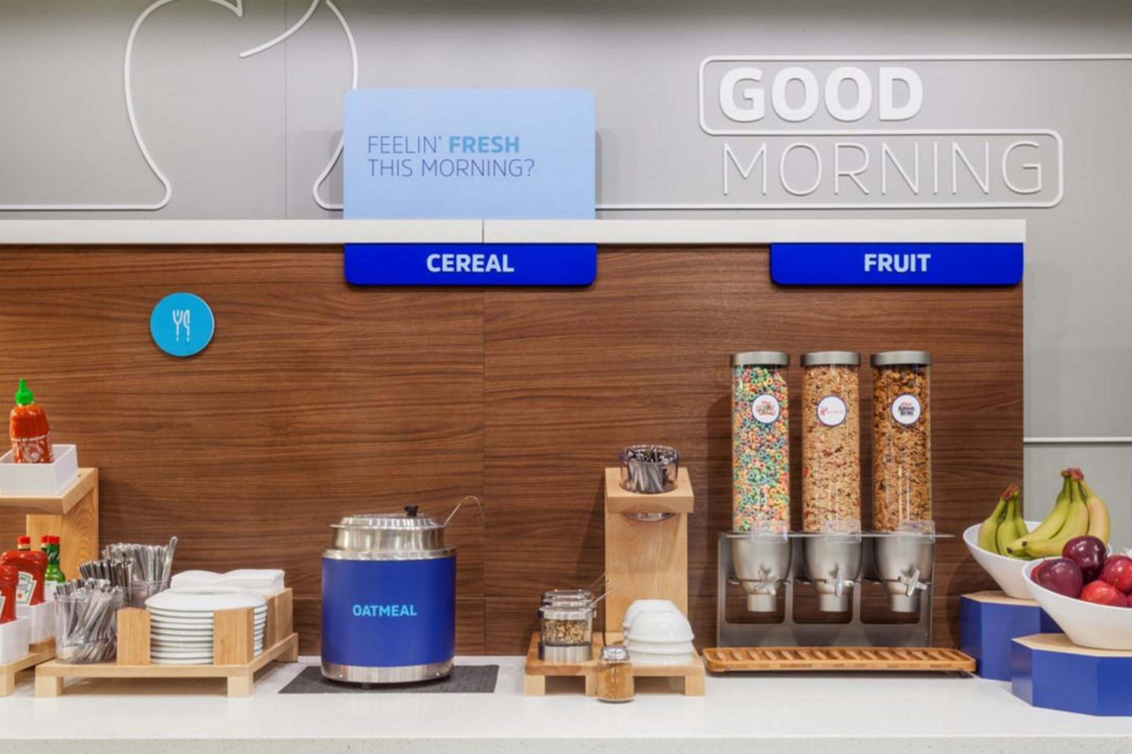Holiday Inn Express & Suites - Dodge City By Ihg Eksteriør bilde
